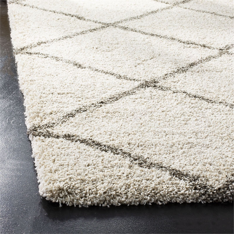 Safavieh Hudson Shag 6' X 9' Power Loomed Rug in Ivory and Gray