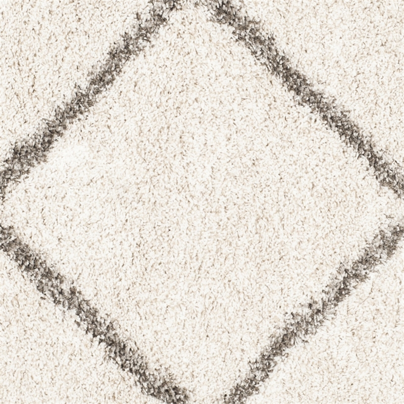 Safavieh Hudson Shag 7' Round Power Loomed Rug in Ivory and Gray