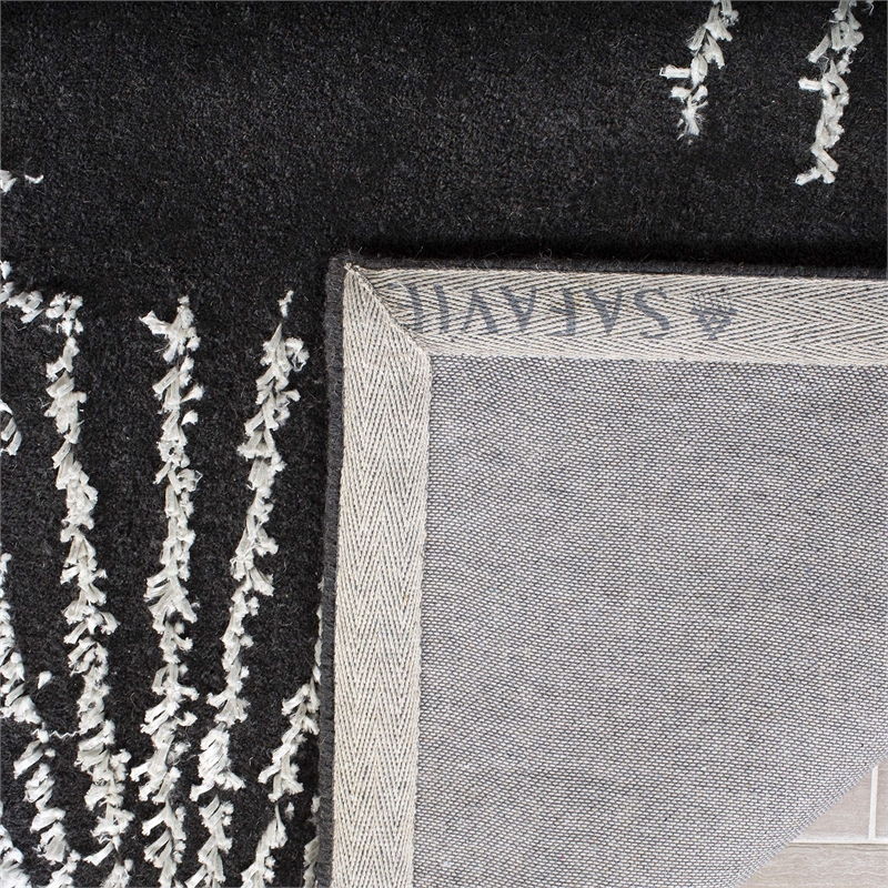 Safavieh Soho 2' X 3' Hand Tufted Wool Rug in Charcoal and Ivory