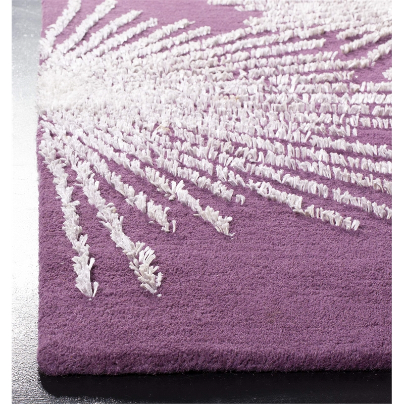 Safavieh Soho 2' X 3' Hand Tufted Wool Rug in Purple and Ivory