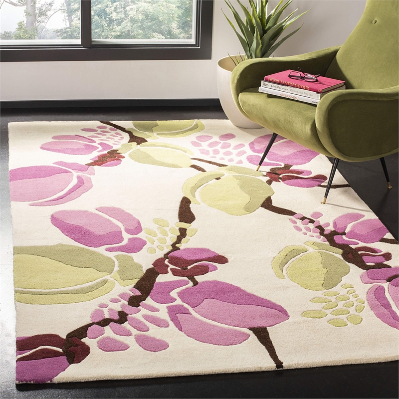 Safavieh Soho 5' X 8' Hand Tufted Wool Rug in Ivory and Pink