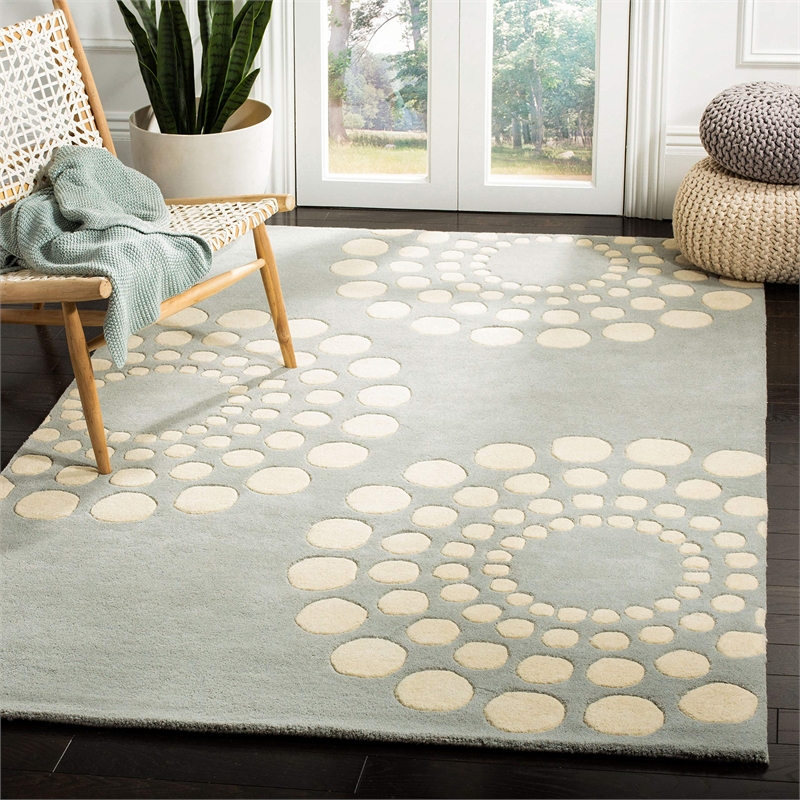 Safavieh Soho 6' Square Hand Tufted Wool Rug in Gray and Ivory