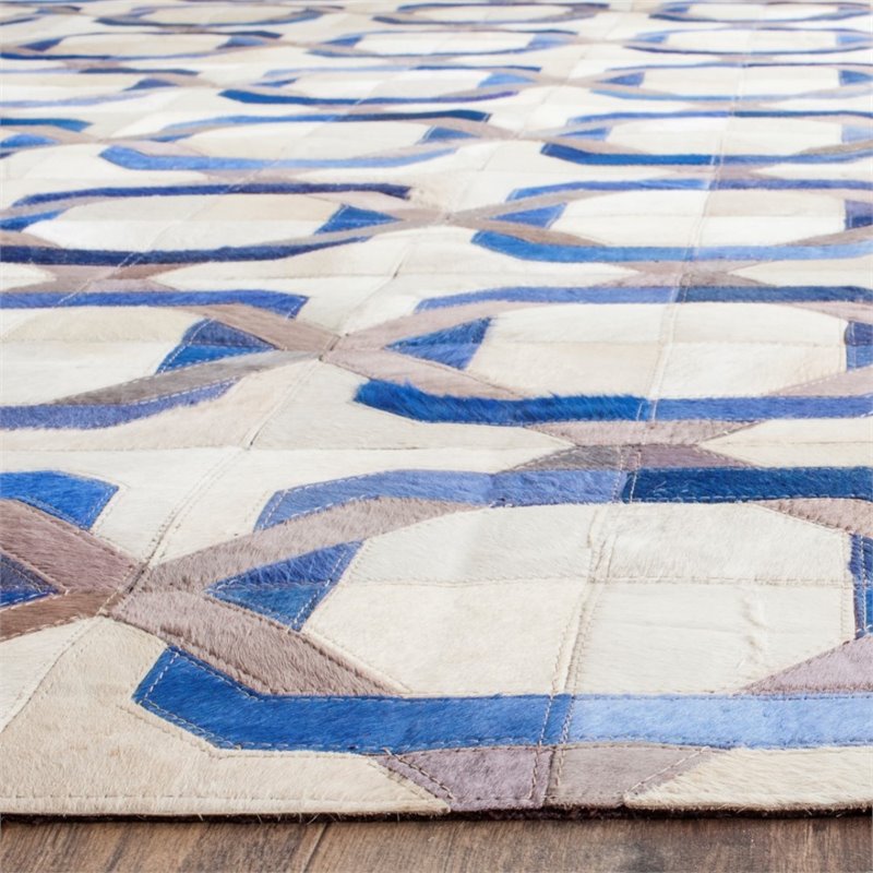 Safavieh Studio Leather 3' X 5' Hand Woven Leather Rug in Ivory