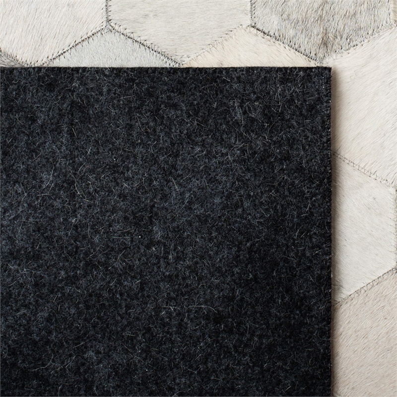 Safavieh Studio Leather 5' X 8' Hand Woven Leather Rug