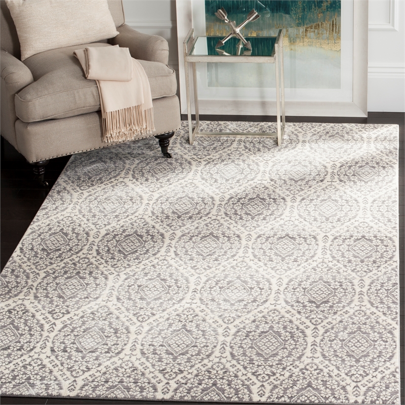 Safavieh Valencia 3' X 5' Polyester Power Loomed Rug in Mauve / Cream