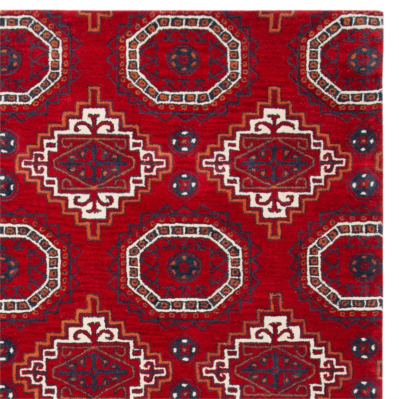Safavieh Wyndham 7' Square Power Loomed Acrylic Rug in Red