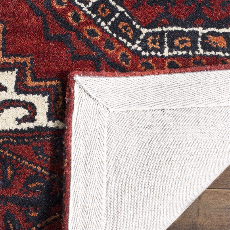 Safavieh Wyndham 7' Square Power Loomed Acrylic Rug in Red