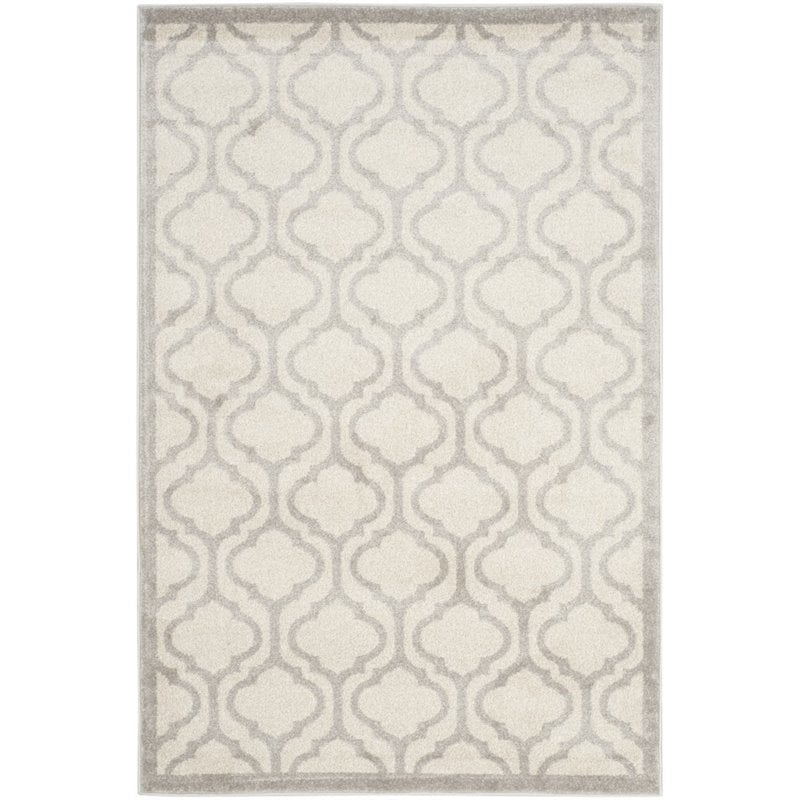 Safavieh Amherst 4' X 6' Rug in Ivory and Light Gray