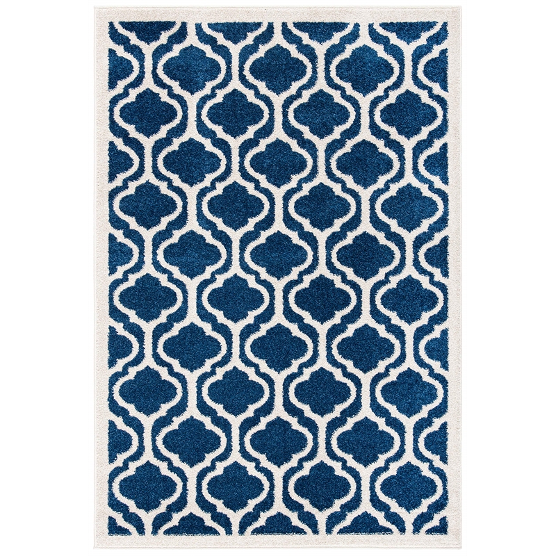 Safavieh Amherst 4' X 6' Rug in Navy and Beige