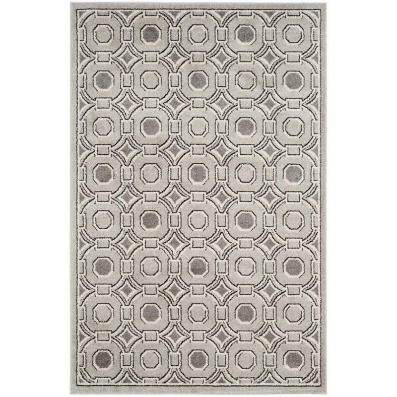 Safavieh Amherst 4' X 6' Rug in Light Gray and Ivory