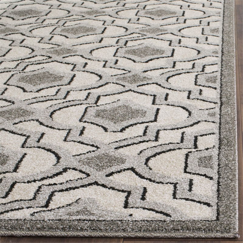 Safavieh Amherst 3' X 5' Rug in Ivory and Gray