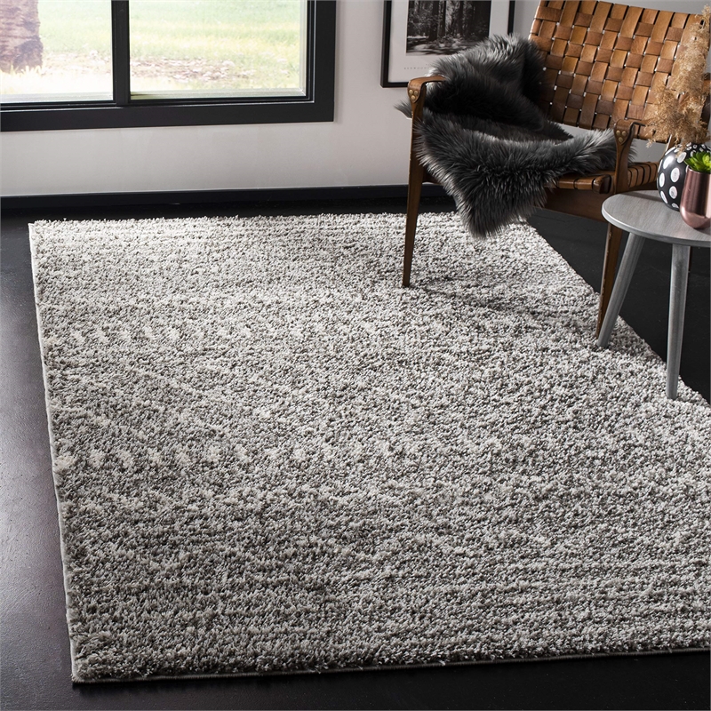 Safavieh Arizona Shag 4' X 6' Rug in Brown and Ivory