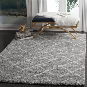 Safavieh Arizona Shag 5' 1&quot X 7' 6&quot Rug in Gray and Ivory