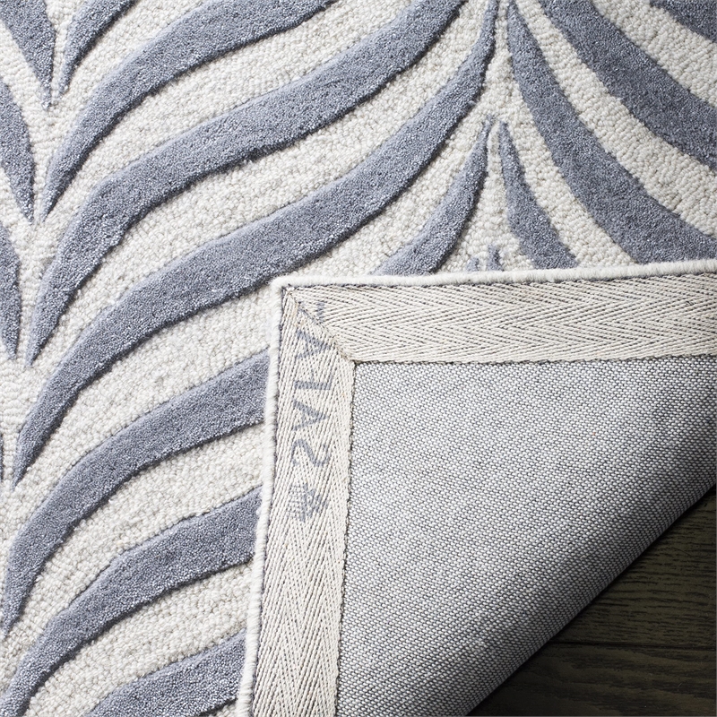 Safavieh Bella 6' X 9' Hand Tufted Wool Pile Rug in Ivory and Gray