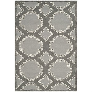 Safavieh Bella 4' X 6' Hand Tufted Wool Rug in Gray and Light Gray