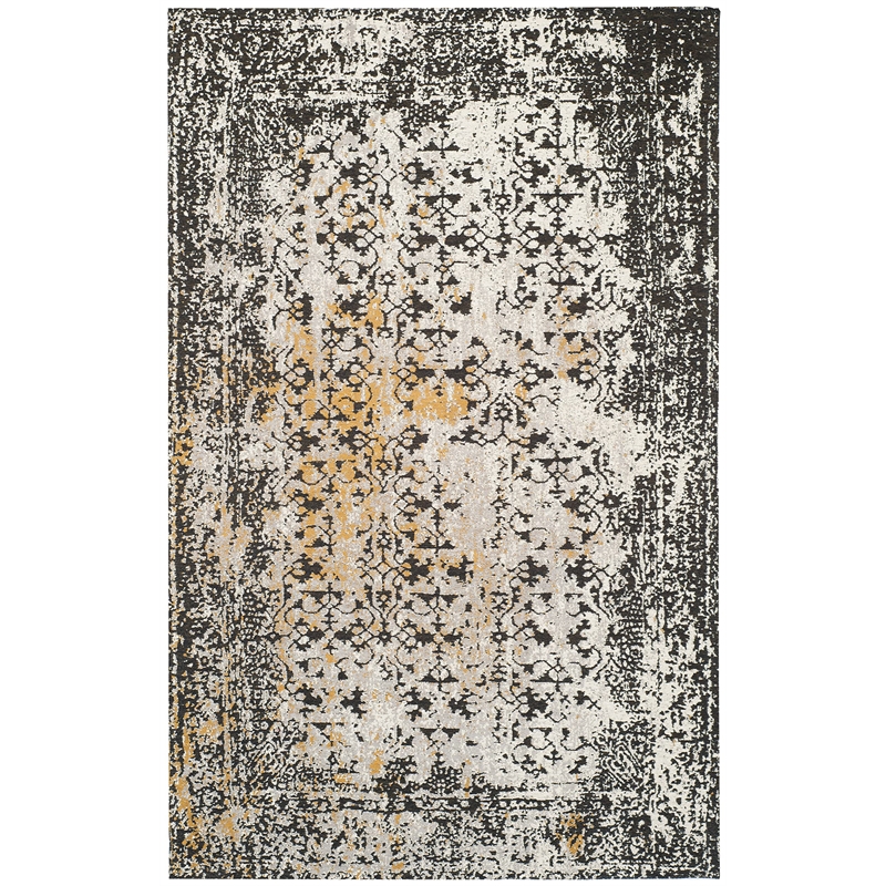 Safavieh Classic Vintage 5' X 8' Rug in Black and Silver