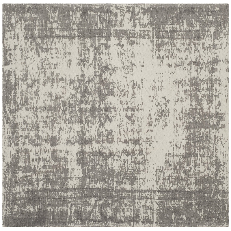 Safavieh Classic Vintage 6' X 6' Square Rug in Silver and Ivory