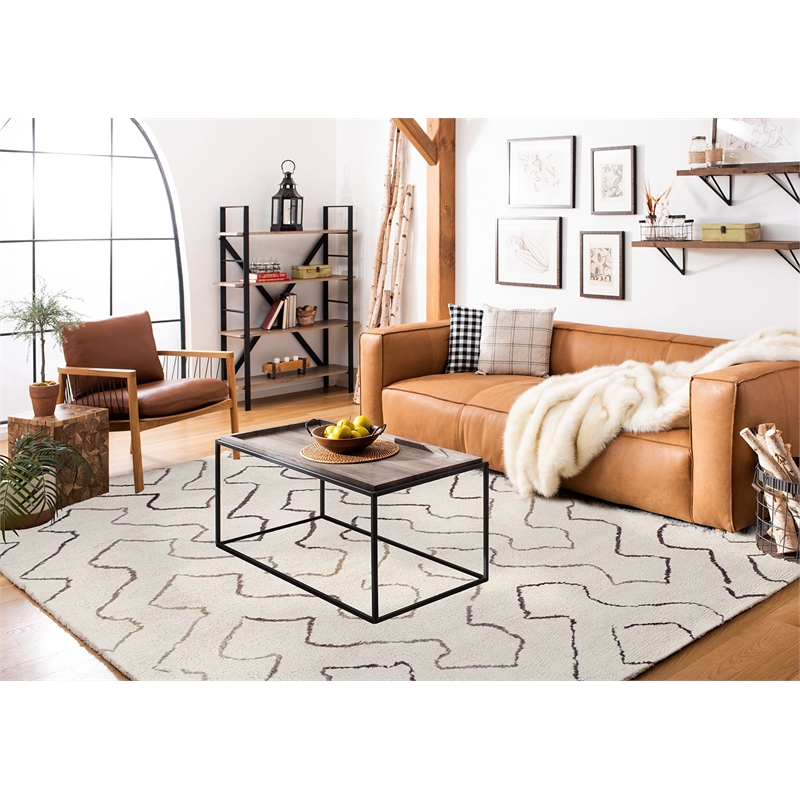 Safavieh Casablanca Shag 6' X 6' Square Hand Woven Rug in Ivory