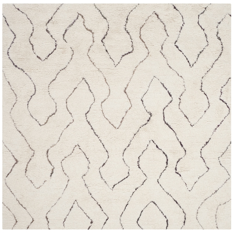 Safavieh Casablanca Shag 6' X 6' Square Hand Woven Rug in Ivory