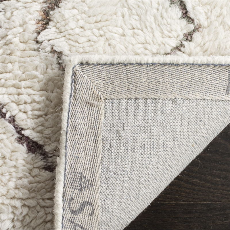 Safavieh Casablanca Shag 6' X 6' Square Hand Woven Rug in Ivory