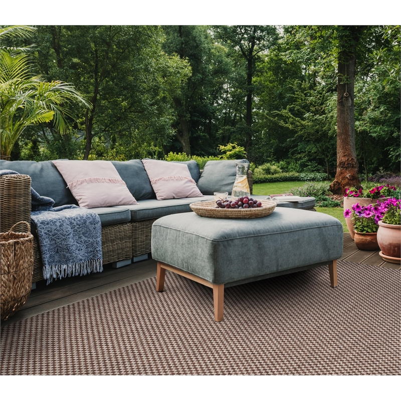 Safavieh Courtyard 8' X 11' Rug in Light Brown and Light Gray