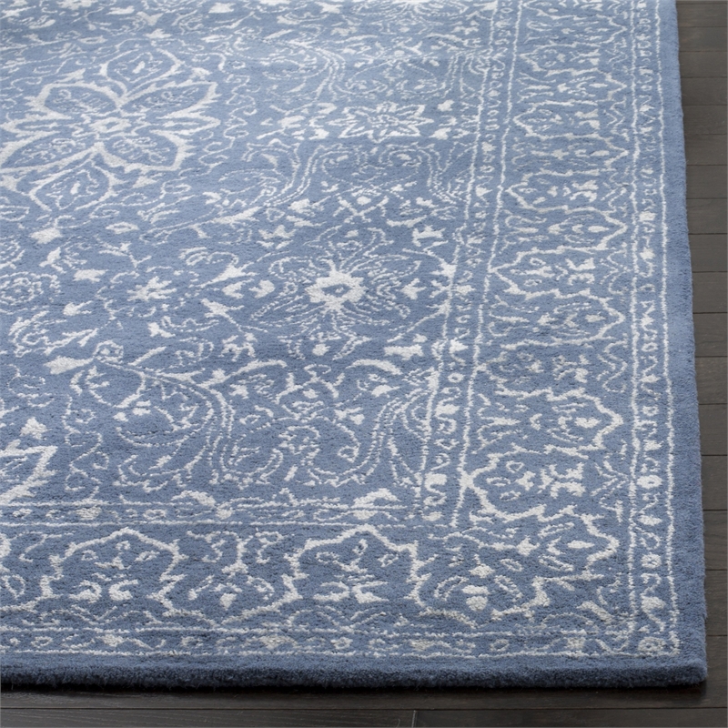 Safavieh Glamour 6' X 6' Square Hand Tufted Wool Rug in Gray and Blue