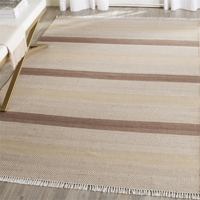 Safavieh Kilim 8' X 10' Hand Woven Rug in Beige
