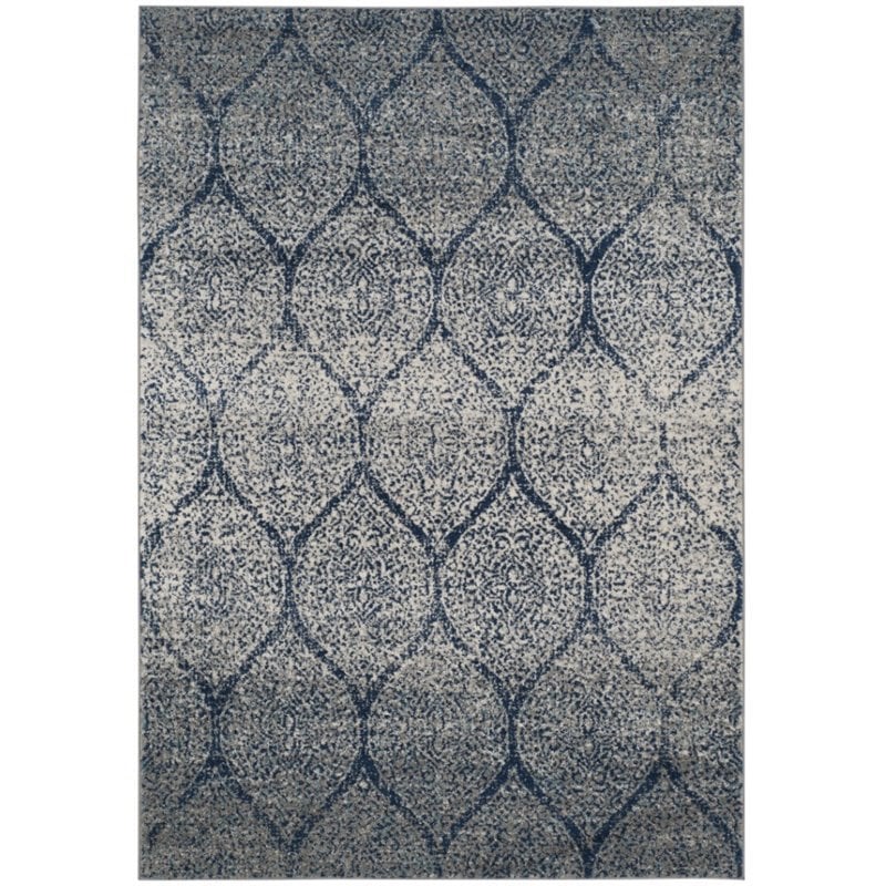Safavieh Madison 4' X 6' Rug in Navy and Silver