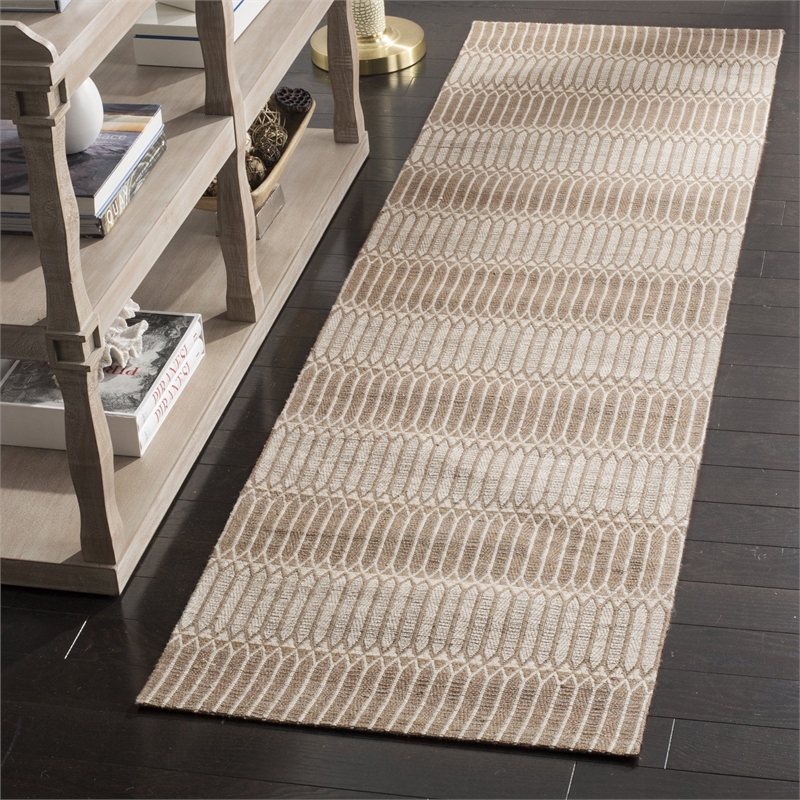 Safavieh Marbella 8' X 10' Hand Woven Bamboo Viscose Rug in Brown