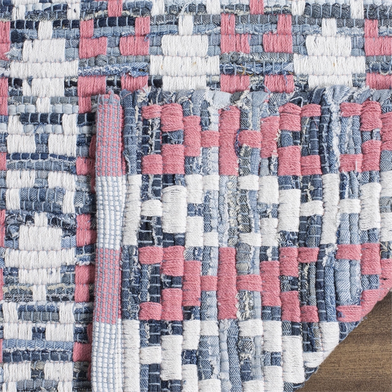 Safavieh Montauk 5' X 8' Hand Woven Cotton Pile Rug in Coral