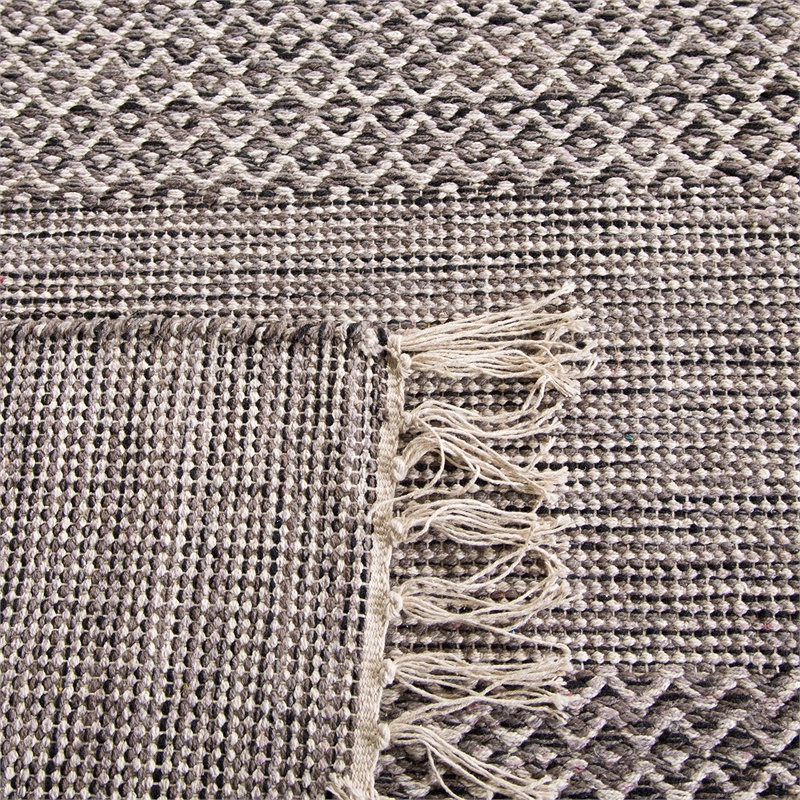 Safavieh Montauk 4' X 6' Hand Woven Cotton Rug in Ivory and Anthracite