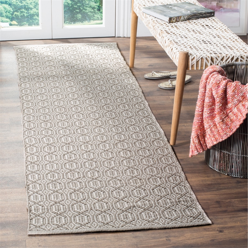 Safavieh Montauk 3' X 5' Hand Woven Cotton Pile Rug in Ivory and Navy