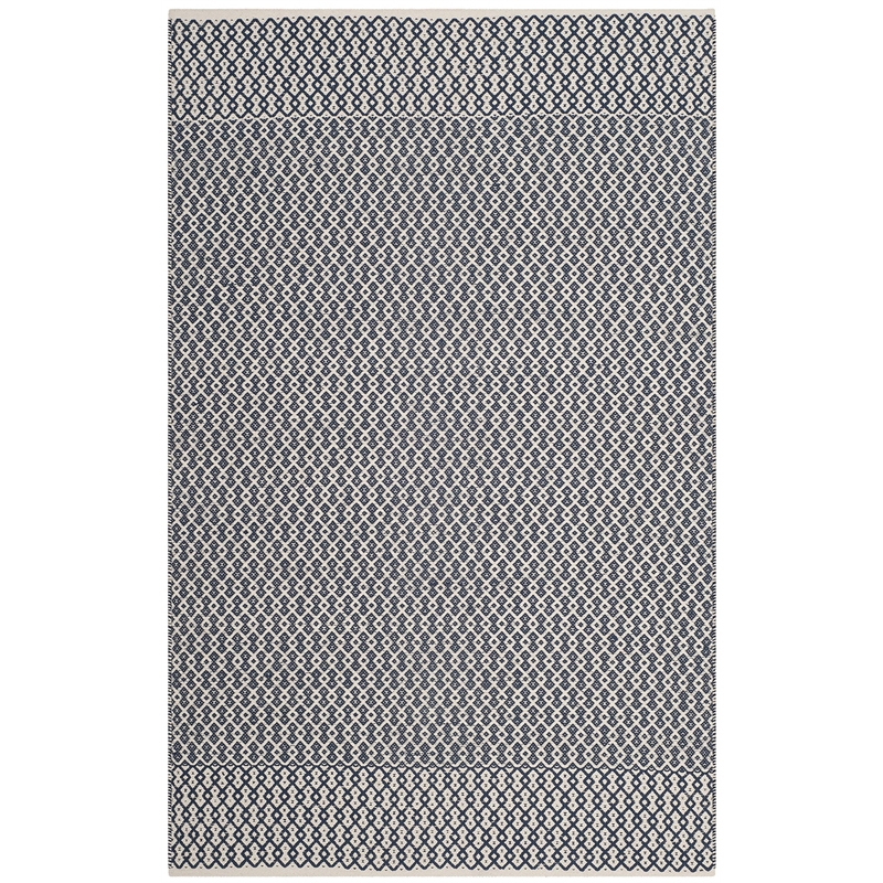 Safavieh Montauk 4' X 6' Hand Woven Cotton Pile Rug in Ivory and Navy