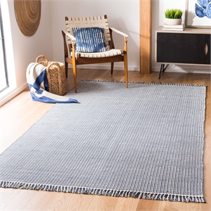 Safavieh Montauk 4' X 6' Hand Woven Cotton Pile Rug in Ivory and Navy