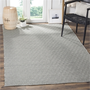 Safavieh Montauk 4' X 6' Hand Woven Cotton Pile Rug in Ivory and Gray