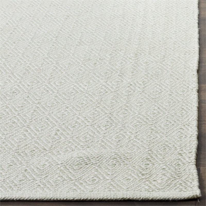 Safavieh Montauk 4' X 6' Hand Woven Cotton Rug in Ivory and Foam Green