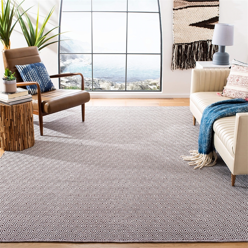 Safavieh Montauk 8' X 10' Hand Woven Cotton Rug in Ivory and Chocolate
