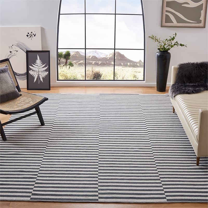 Safavieh Montauk 9' X 12' Hand Woven Cotton Rug in Ivory and Gray