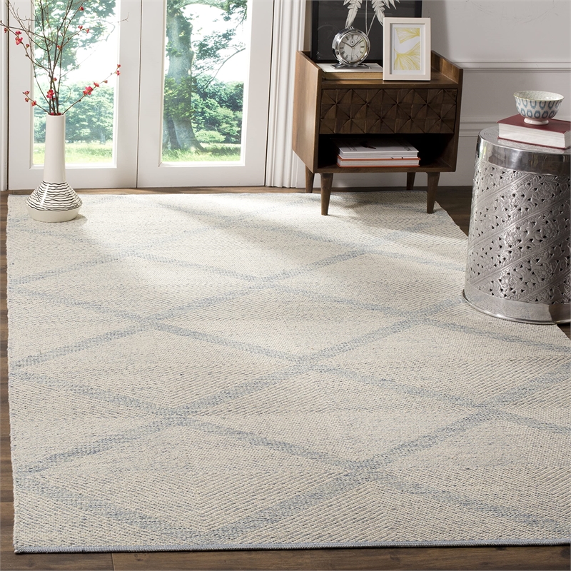 Safavieh Montauk 4' X 6' Hand Woven Cotton Rug in Light Blue