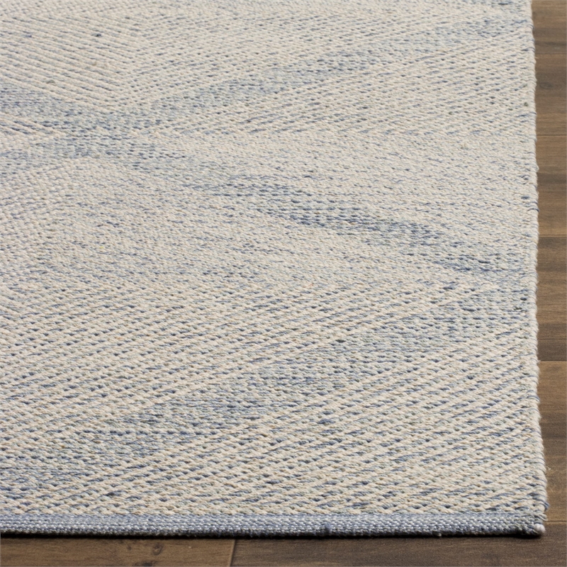 Safavieh Montauk 4' X 6' Hand Woven Cotton Rug in Light Blue