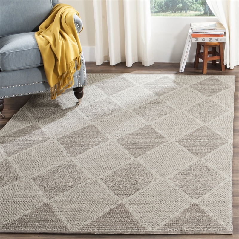 Safavieh Montauk 5' X 8' Hand Woven Cotton Rug in Gray
