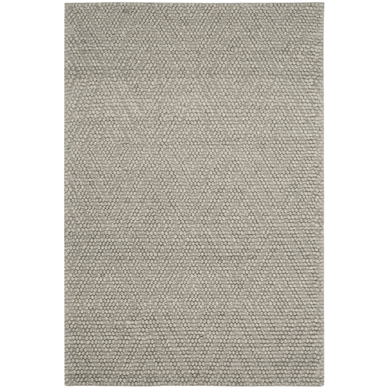 Safavieh Natura 4' X 6' Hand Tufted Rug in Silver