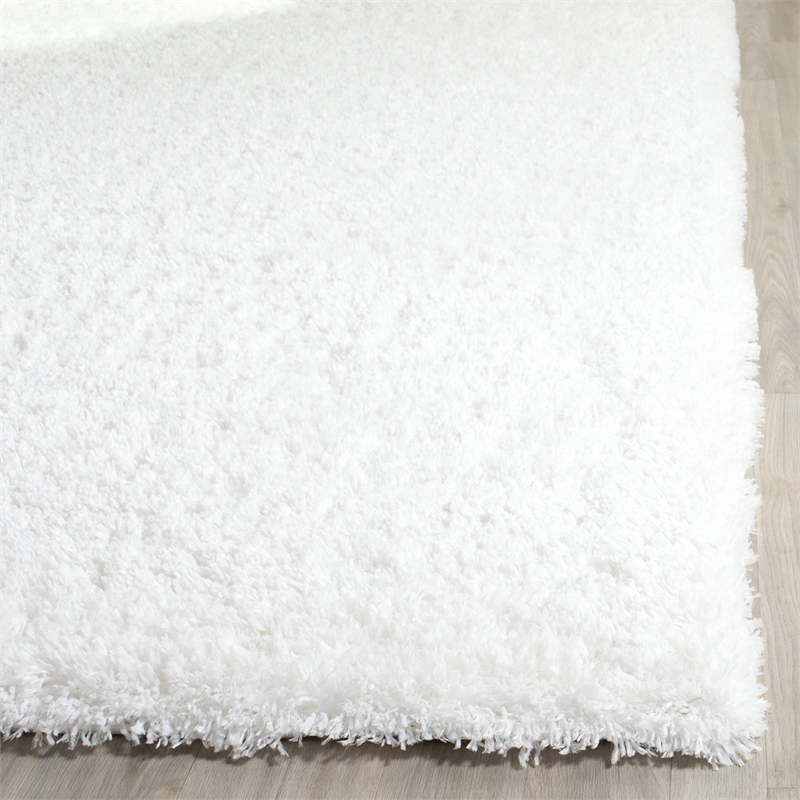 Safavieh Indie Shag 8' X 10' Rug in White