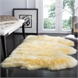Safavieh Sheepskin Shag 3' X 5' Natural Sheep Skin Rug in Champagne