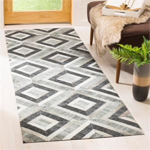 Safavieh Studio Leather 2' 3&quot X 7' Hand Woven Rug