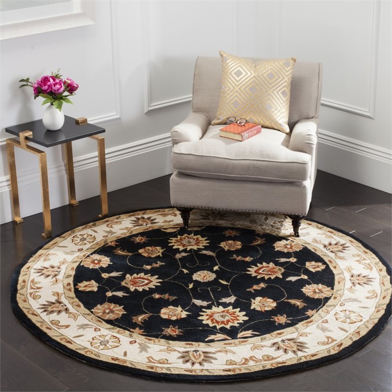 Safavieh Total Performance 6' x 6' Round Hand Hooked Rug in Navy/Ivory