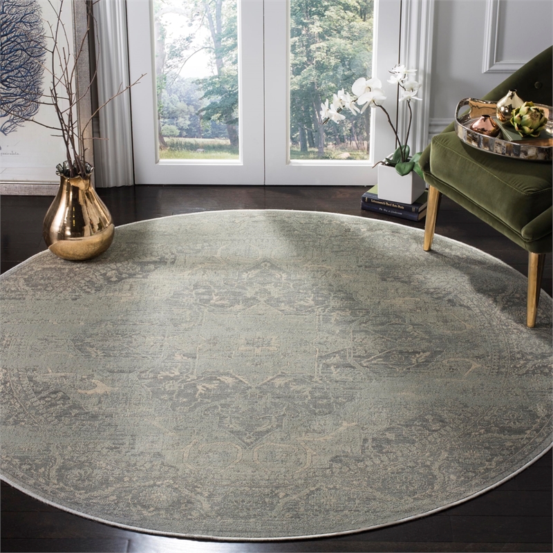 Safavieh Vintage 6' X 6' Round Rug in Silver