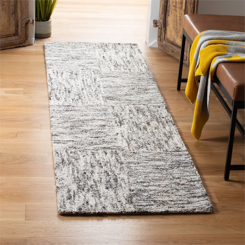 Safavieh Abstract 5' x 8' Hand Tufted Wool Rug in Ivory and Charcoal