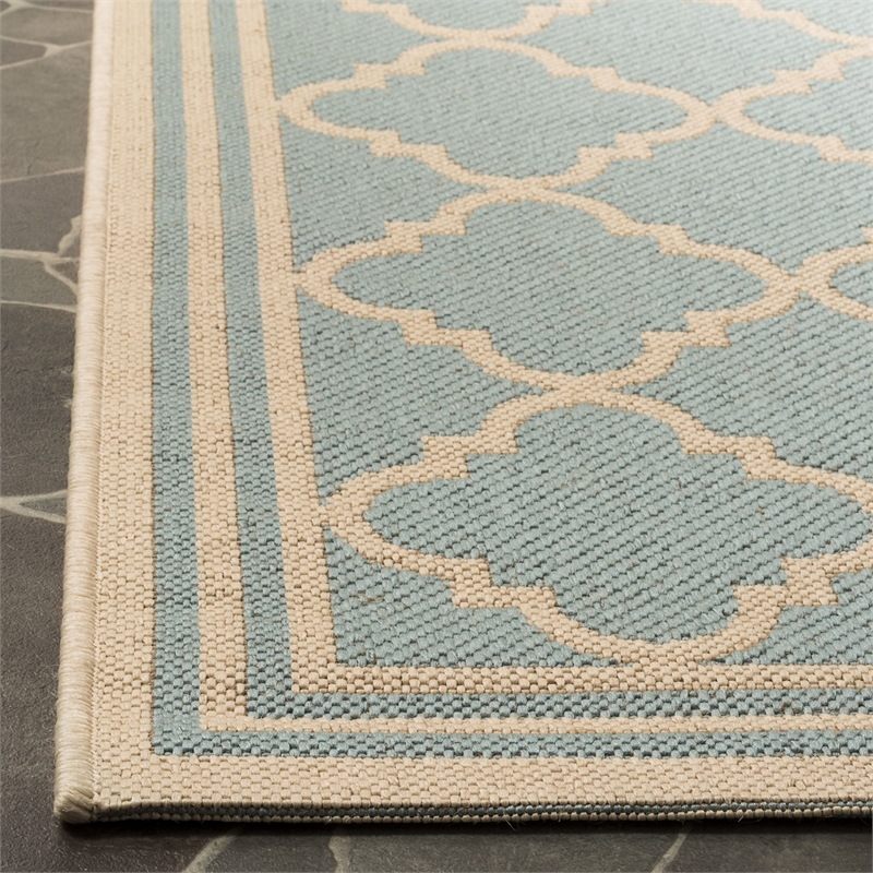 Safavieh Linden 100 8' x 10' Rug in Red and Creme