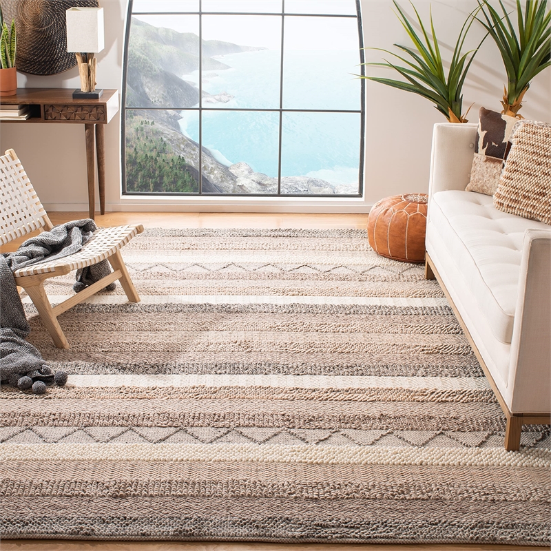Safavieh Natura 11' x 15' Hand Woven Wool Rug in Beige